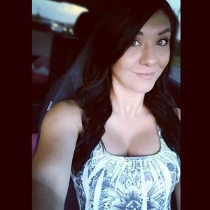 Meet your Posher, Evelin