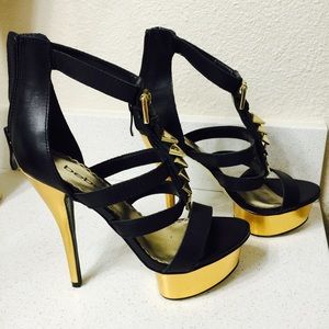 Perfect condition high Bebe heels