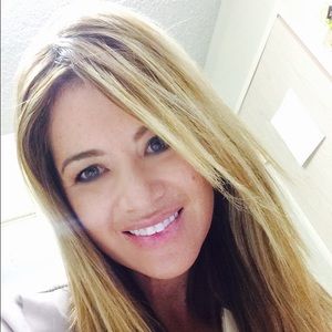 Meet your Posher, Rita