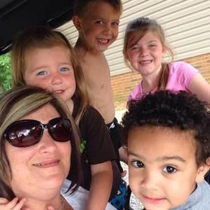 Meet your Posher, Dana