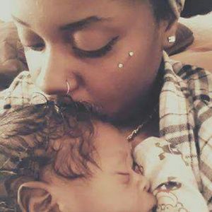 Meet your Posher, Deanna