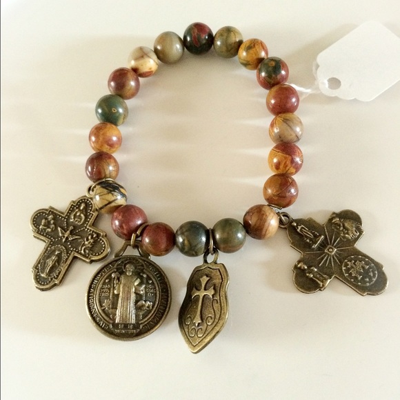 Charm crosses bracelet