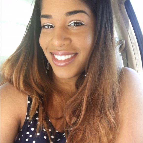 Meet your Posher, Tameeka - Picture 2 of 2