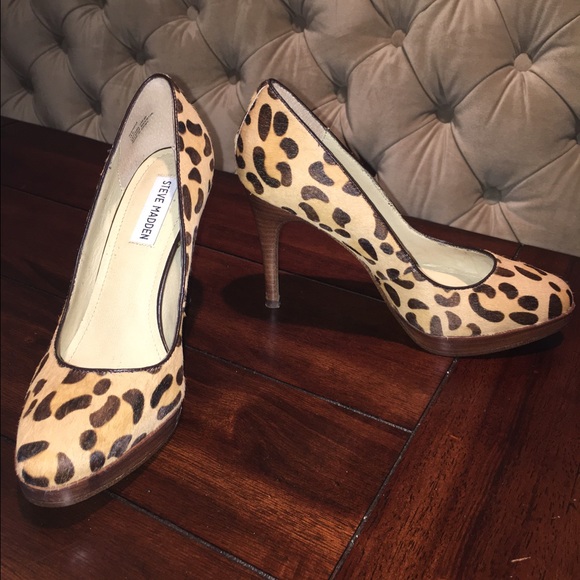 Steve Madden Leopard pony hair heels Size 7.5 - Picture 1 of 4