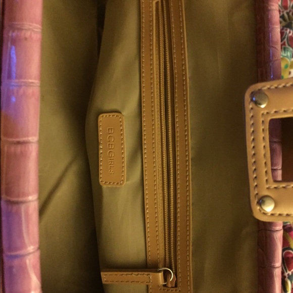 SOLD LOCALLY- BCBG Light Purple Handbag - Picture 2 of 3