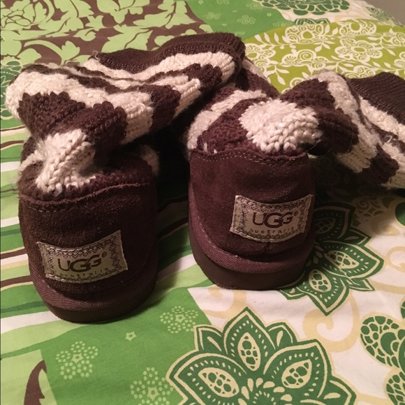 Uggs two colors only used 2 times