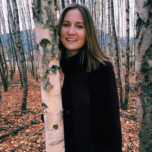 Meet your Posher, Claire