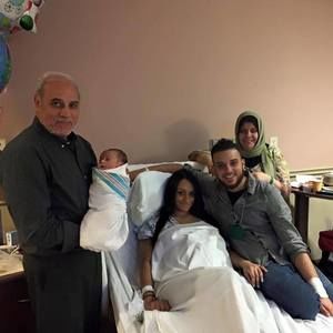 Meet your Posher, Ahmad