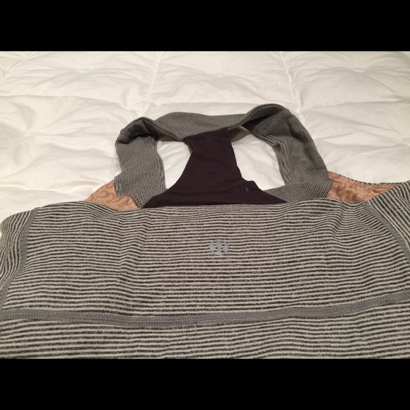 Top - Picture 3 of 4