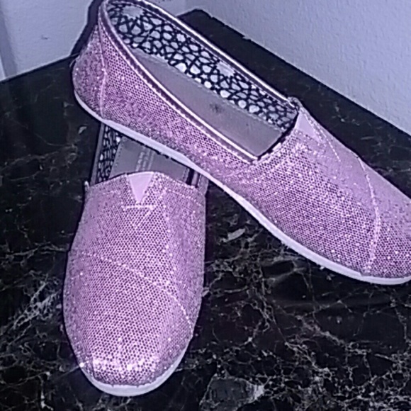 Sparkling Pink TOMS