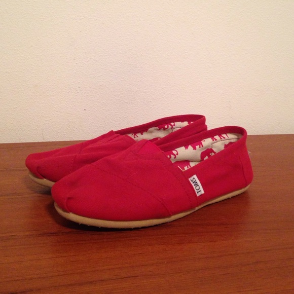 Great condition red toms