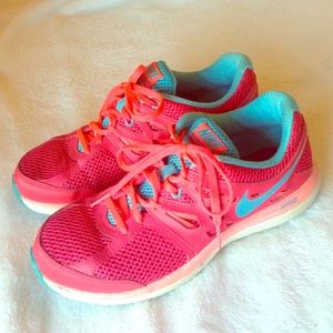 Nike Dual Fusion Shoes