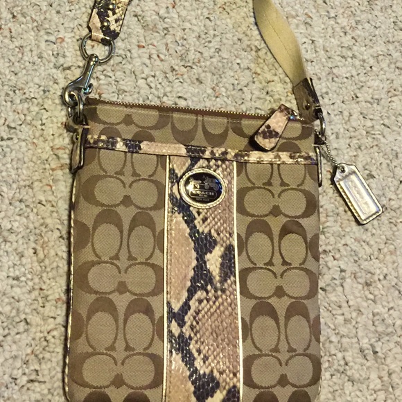 RARE Coach CrossBody!