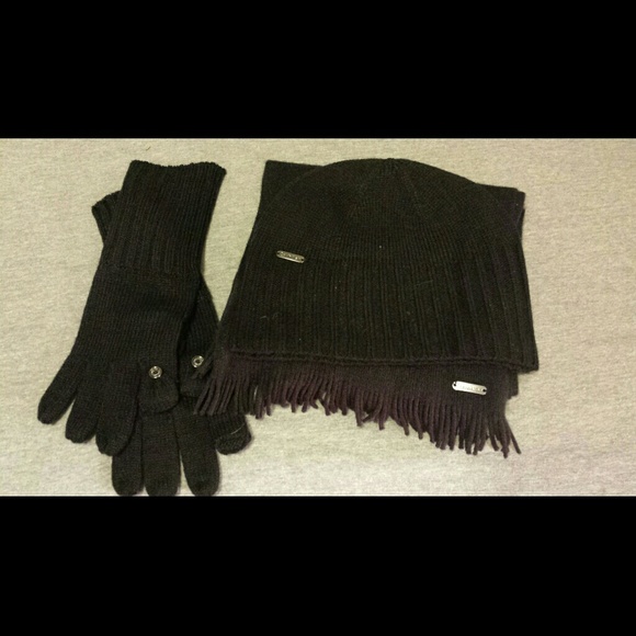 Calvin Klein scarf, hat and glove set