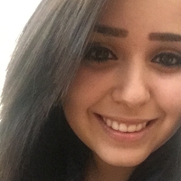 Meet your Posher, Jasmine