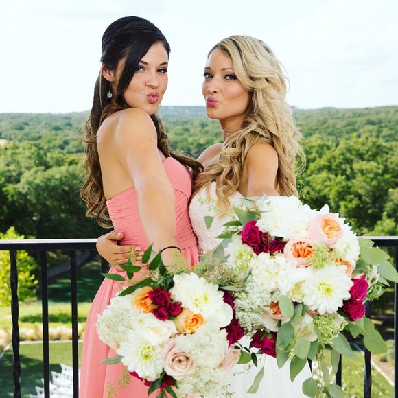 Meet your Posher, Allie - Picture 2 of 3