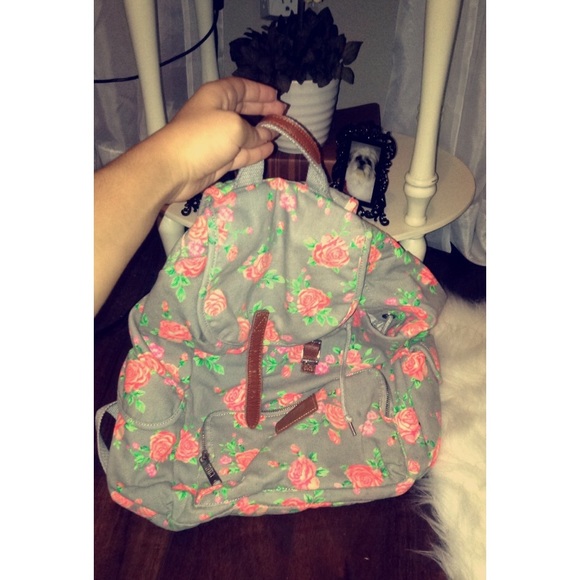 Pink Victoria secret book bag✨