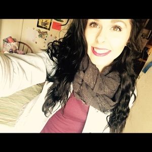 Meet your Posher, Brittney