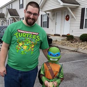 Meet your Posher, Thomas