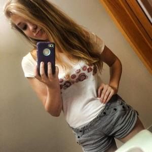 Meet your Posher, Brianna