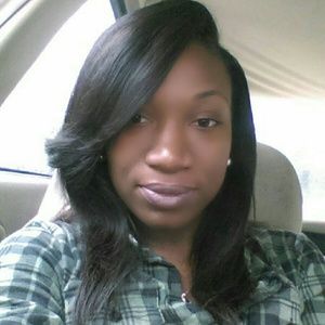 Meet your Posher, Stephanie