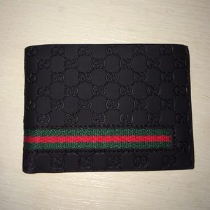 Men/women Gucci bifold wallet