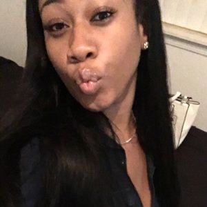 Meet your Posher, Jameka