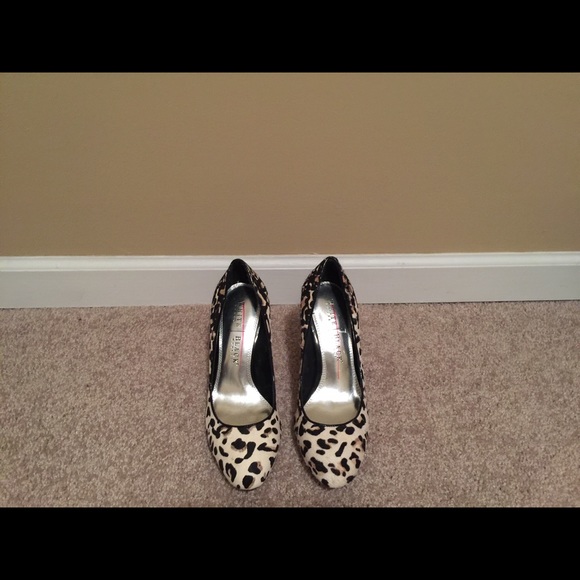 White House Black Market