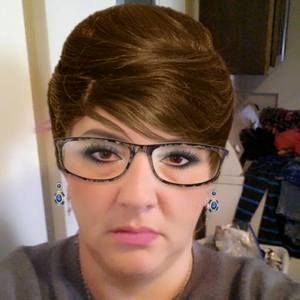 Meet your Posher, Crystal