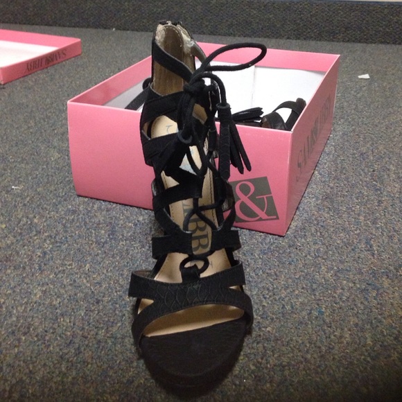 Lace Up Heels 👠 ‼️TONIGHT ONLY‼️ / Aldo inspired