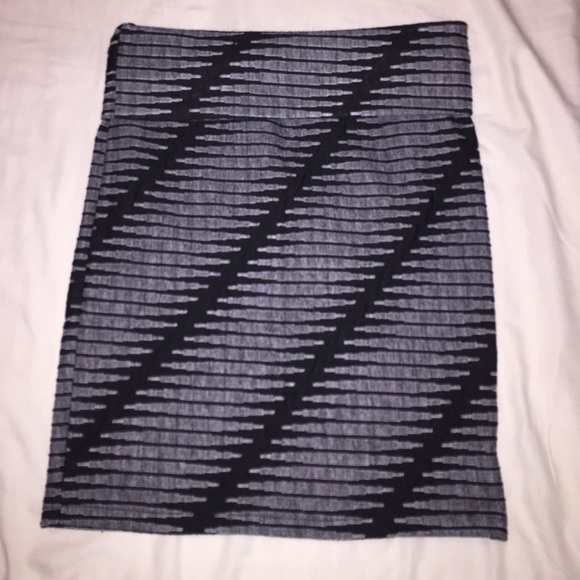 Skirt - Picture 2 of 4