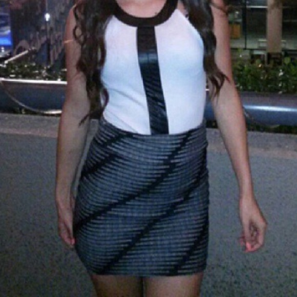 Skirt - Picture 4 of 4