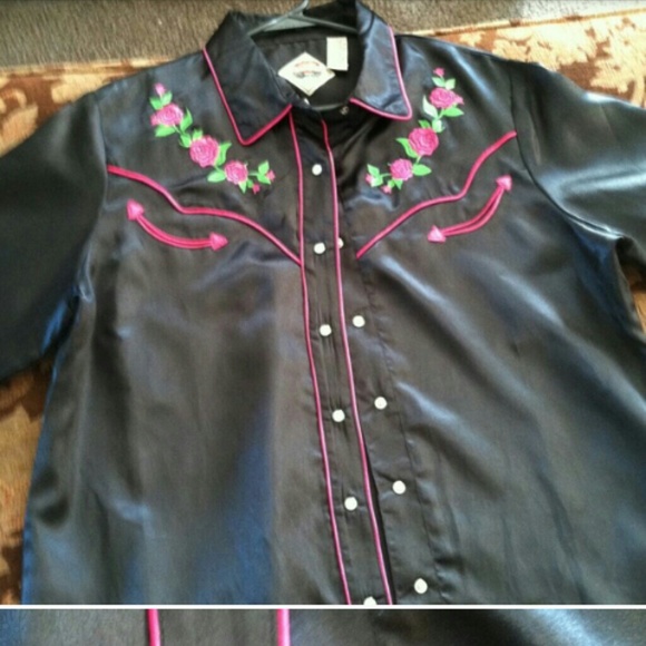 Cumberlands cowgirl shirt