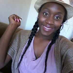 Meet your Posher, Ashley