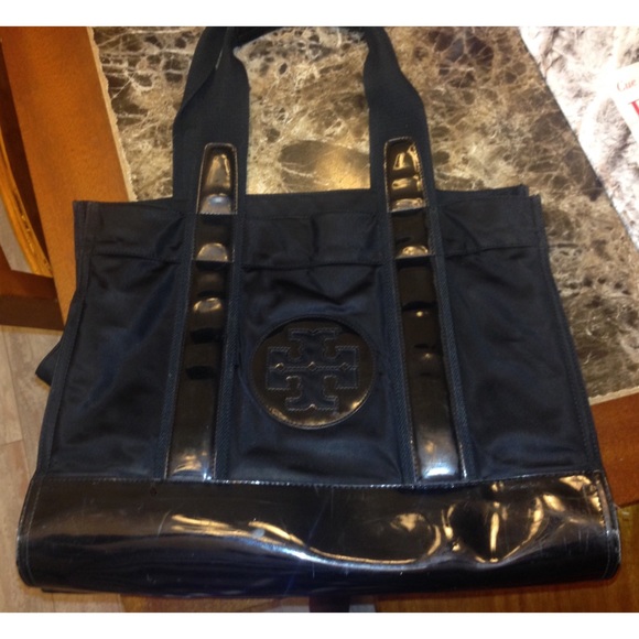 Tory Burch Handbags - @jadie  RESERVE Tory Burch Black Nylon Ella Tot
