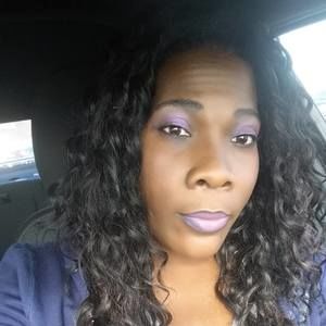 Meet your Posher, Gina