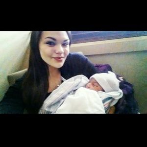 Meet your Posher, Crystal