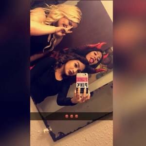 Meet your Posher, Vanessa