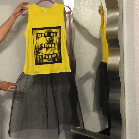 KTOO Modern Muscle Tee - Picture 2 of 2