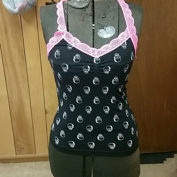 TAKING 1ST BEST OFFER Silk Skull Print Tank