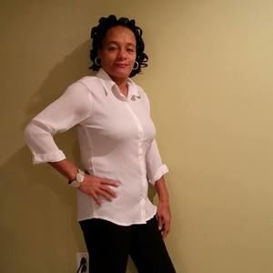 Meet your Posher, Crystal