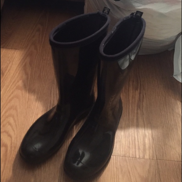 Kamik rain boots