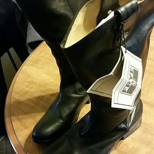 BRAND NEW FRYE BOOTS MELISSA BUTTON