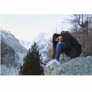 Meet your Posher, Ana paula