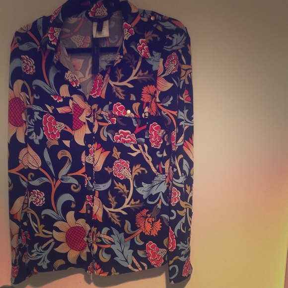 Bcbg maxazria long sleeve shirt