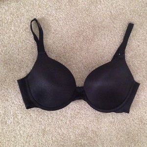 32 C Soma Vanishing Push up bra