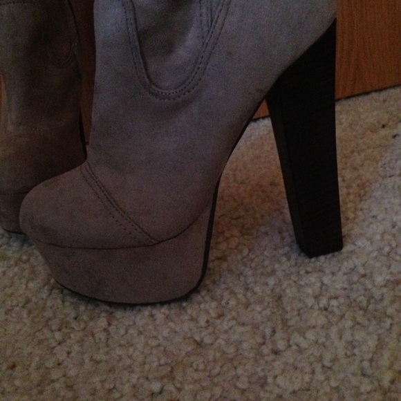 Never been worn Zigi Soho Boots! - Picture 3 of 3