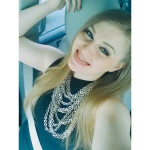 Meet your Posher, Joanna
