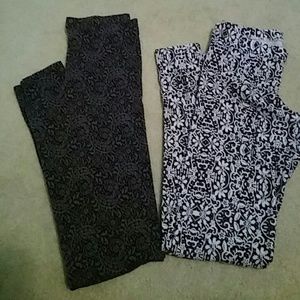 Printed leggings small
