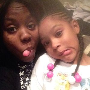 Meet your Posher, Deairis